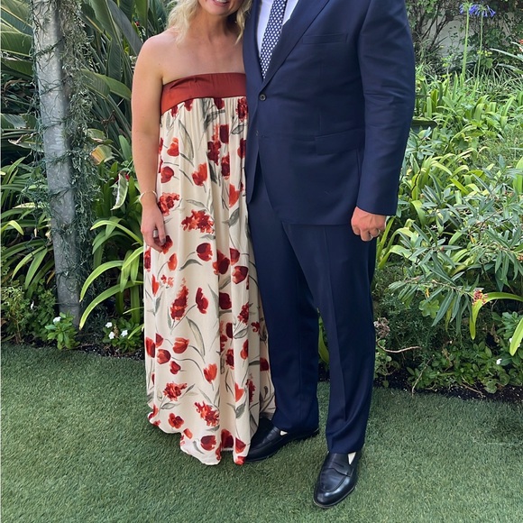 Reformation Maribelle Dress in Rubi - Picture 4 of 4